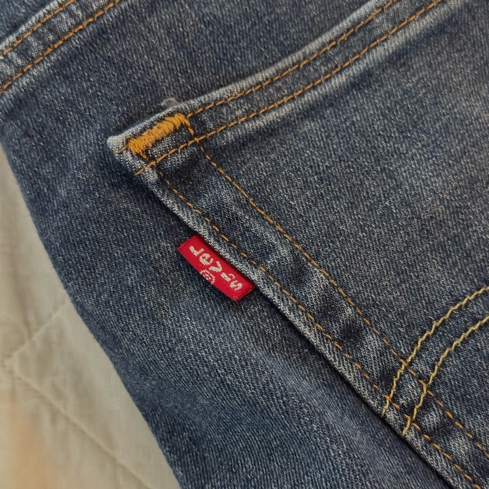 Levi's 512 Dark Blue Slim Fit Jeans - Picture 4 of 5